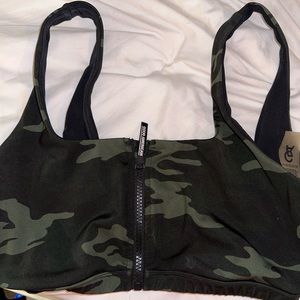 Good American Sports Bra size Medium